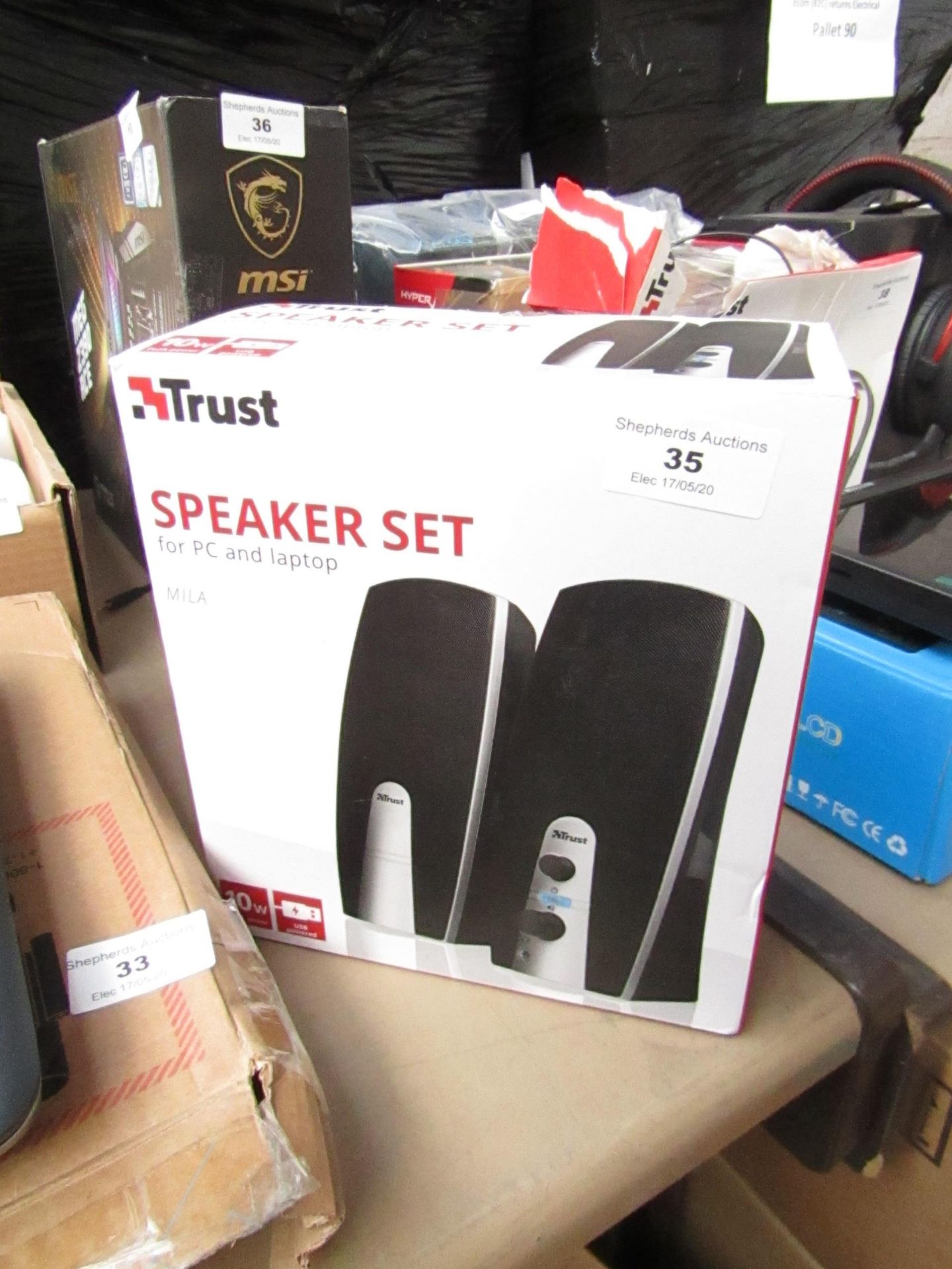 Trust PC speaker set, untested and boxed.