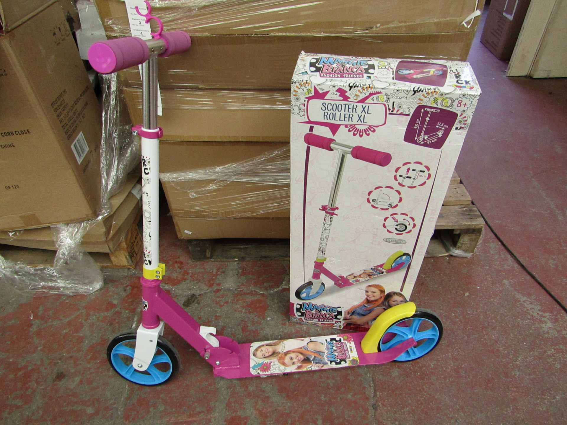 Maggie & Bianca Kids Scooter. New & Boxed