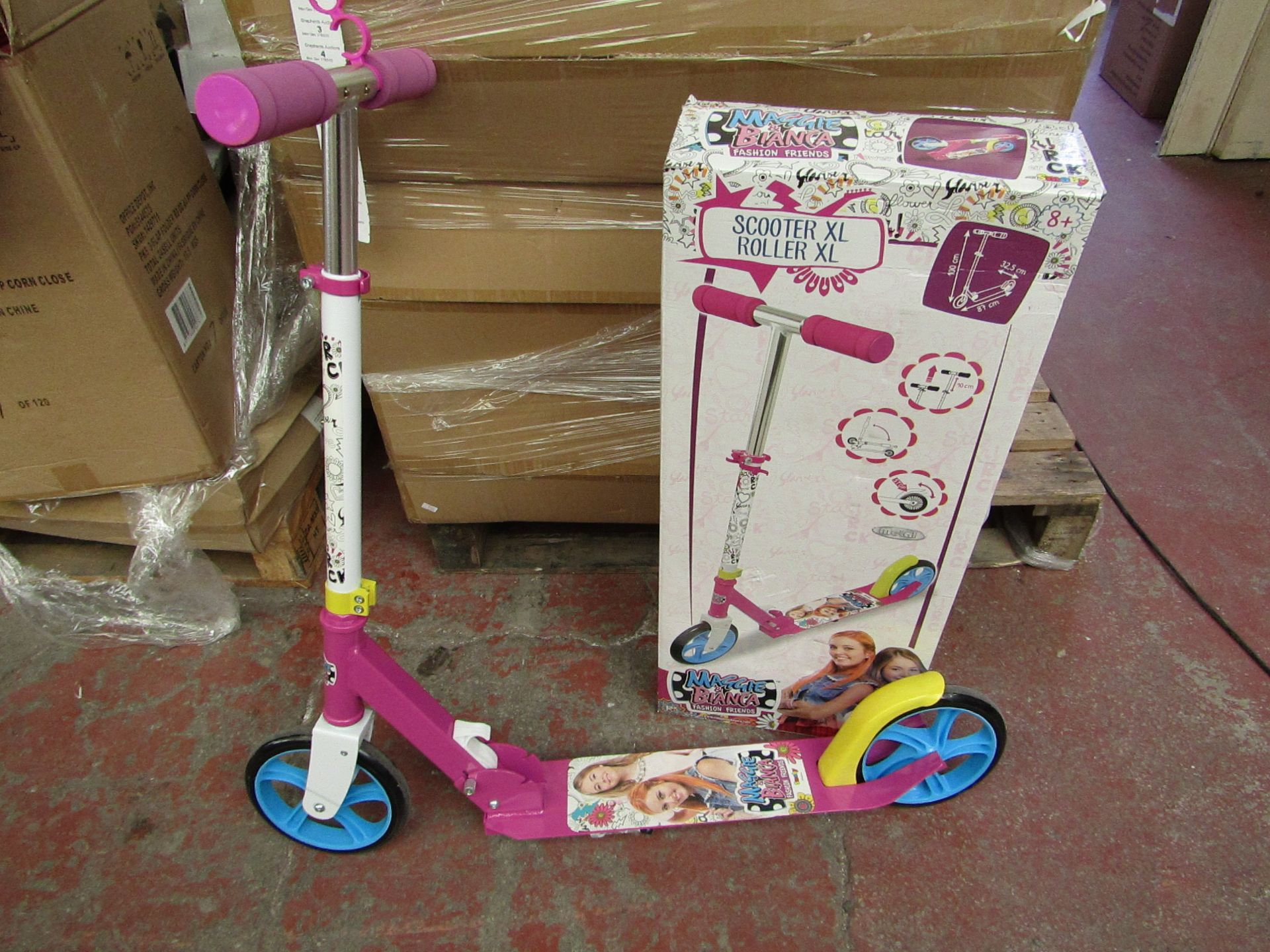 Maggie & Bianca Kids Scooter. New & Boxed