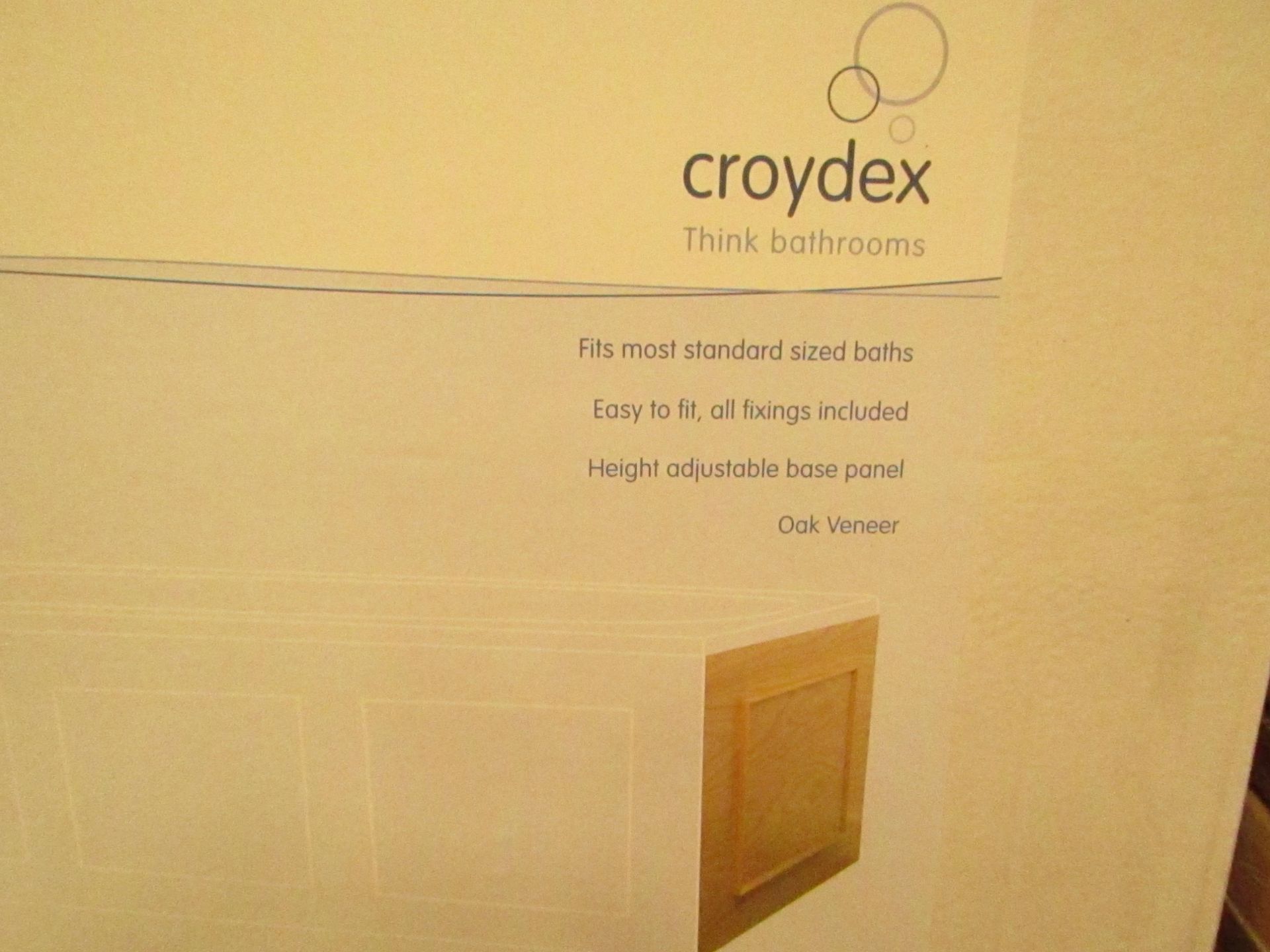 Pallet of approx 40 Croydex bath end panels, unused and boxed