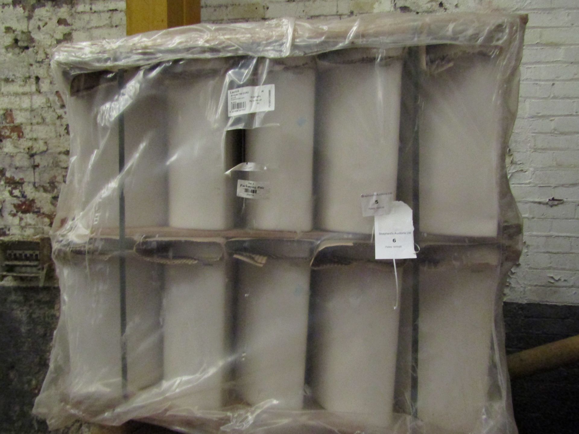 Pallet of approx 30 Lecico Riviera toilet cisterns, new