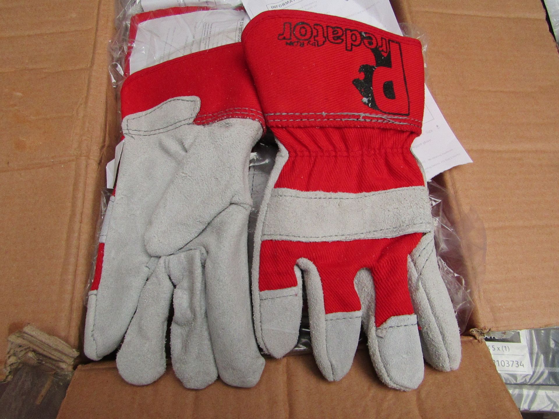 Pack of 12 Predator Work/Gardening Gloves. New & packaged