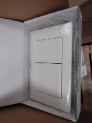 Roca L1 White Dual Flush plate, new and boxed.