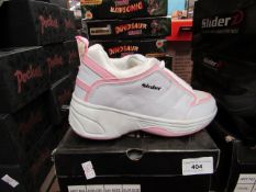 Size 3 Girls Sliderz Trainers with heal Wheel. Boxed