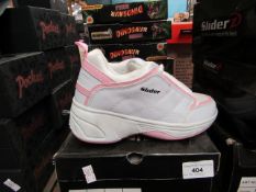 Size 1 Girls Sliderz Trainers with heal Wheel. Boxed