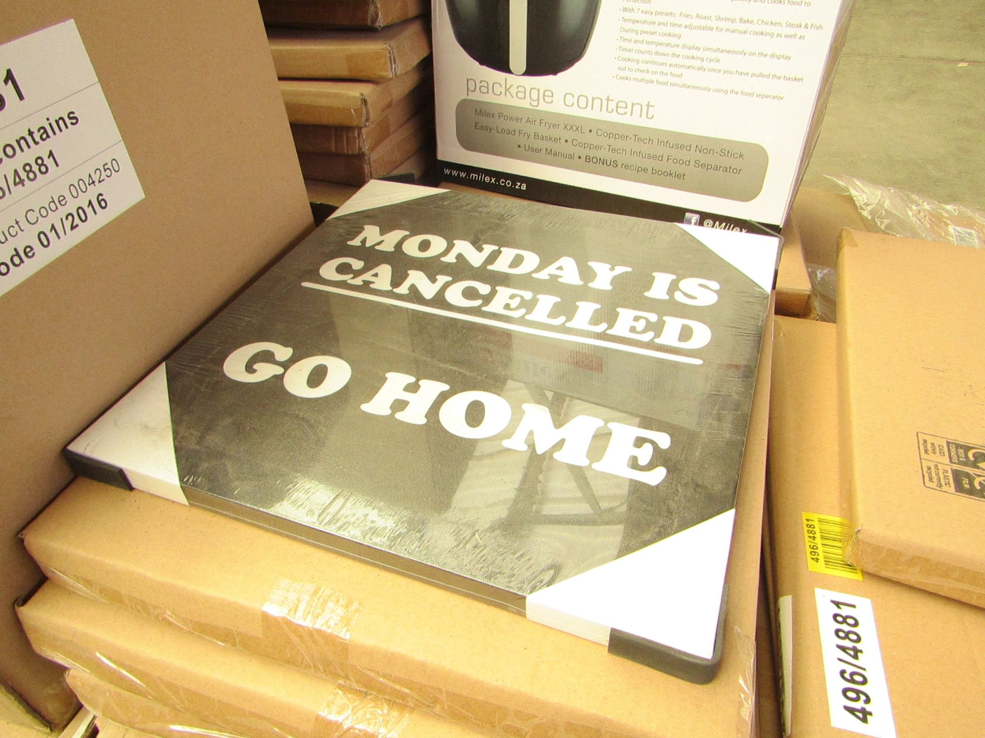 20x Home canvas decorations, "Monday Is Cancelled Go Home"