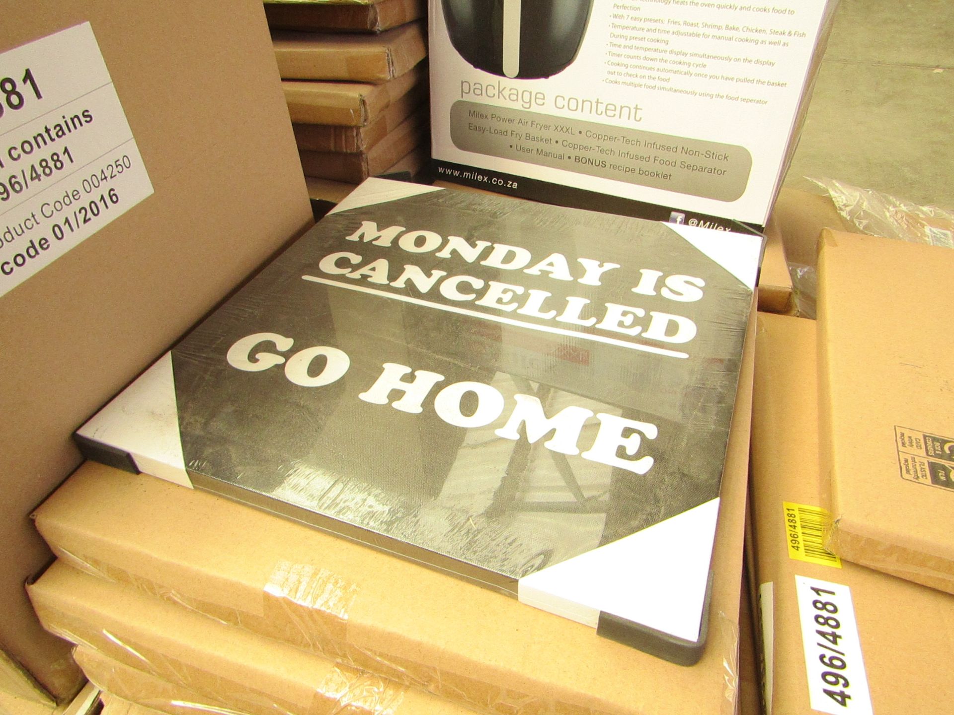 20x Home canvas decorations, "Monday Is Cancelled Go Home"