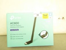 TP-Link AC600 High Gain Wireless Dual Band USB Adapter. Boxed & Looks Unused But Untested