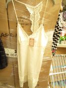 Ted Baker Ivory Tie the Not Chemise. New with Tags. Size 8. RRP £32