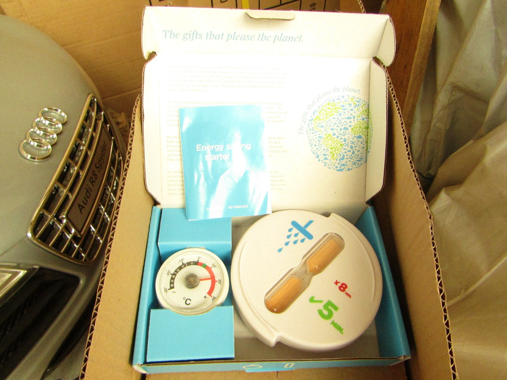 5x Energy saving starter set, new and boxed.