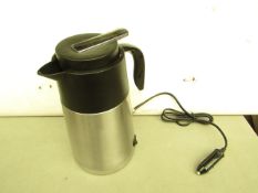 Car Kettle with Lead. Powers on & Looks unused