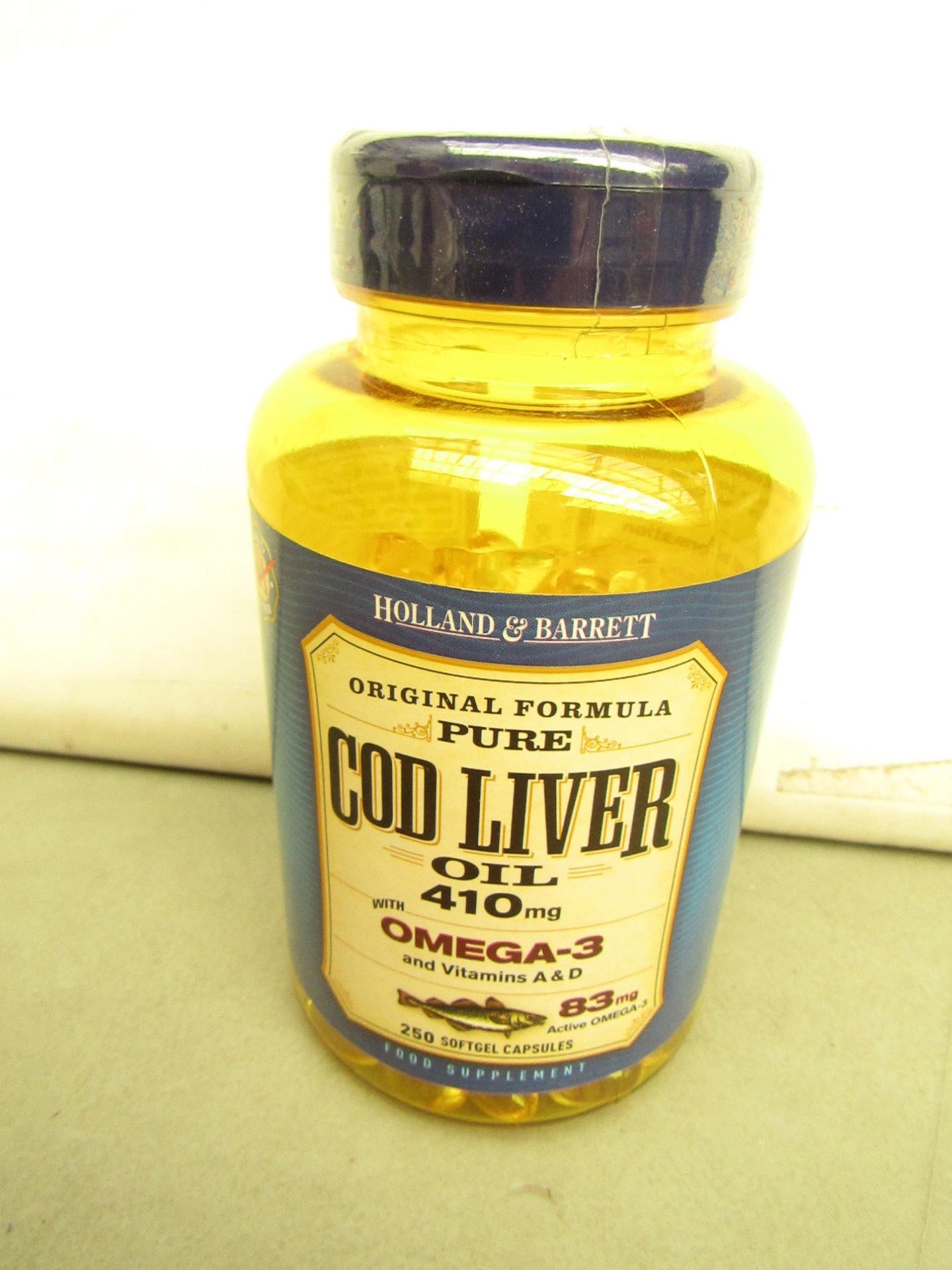 250 Soft Gel Capsules of Holland & Barrett Cod liver Oil 410mg with Omega 3 & Vitamins A & D. new In