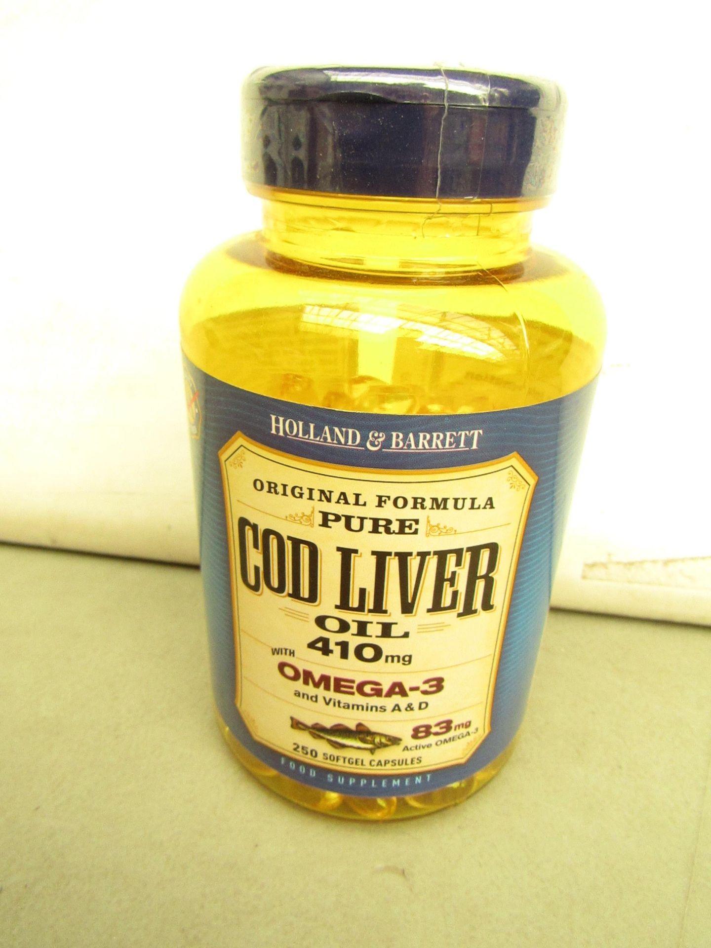 250 Soft Gel Capsules of Holland & Barrett Cod liver Oil 410mg with Omega 3 & Vitamins A & D. new In