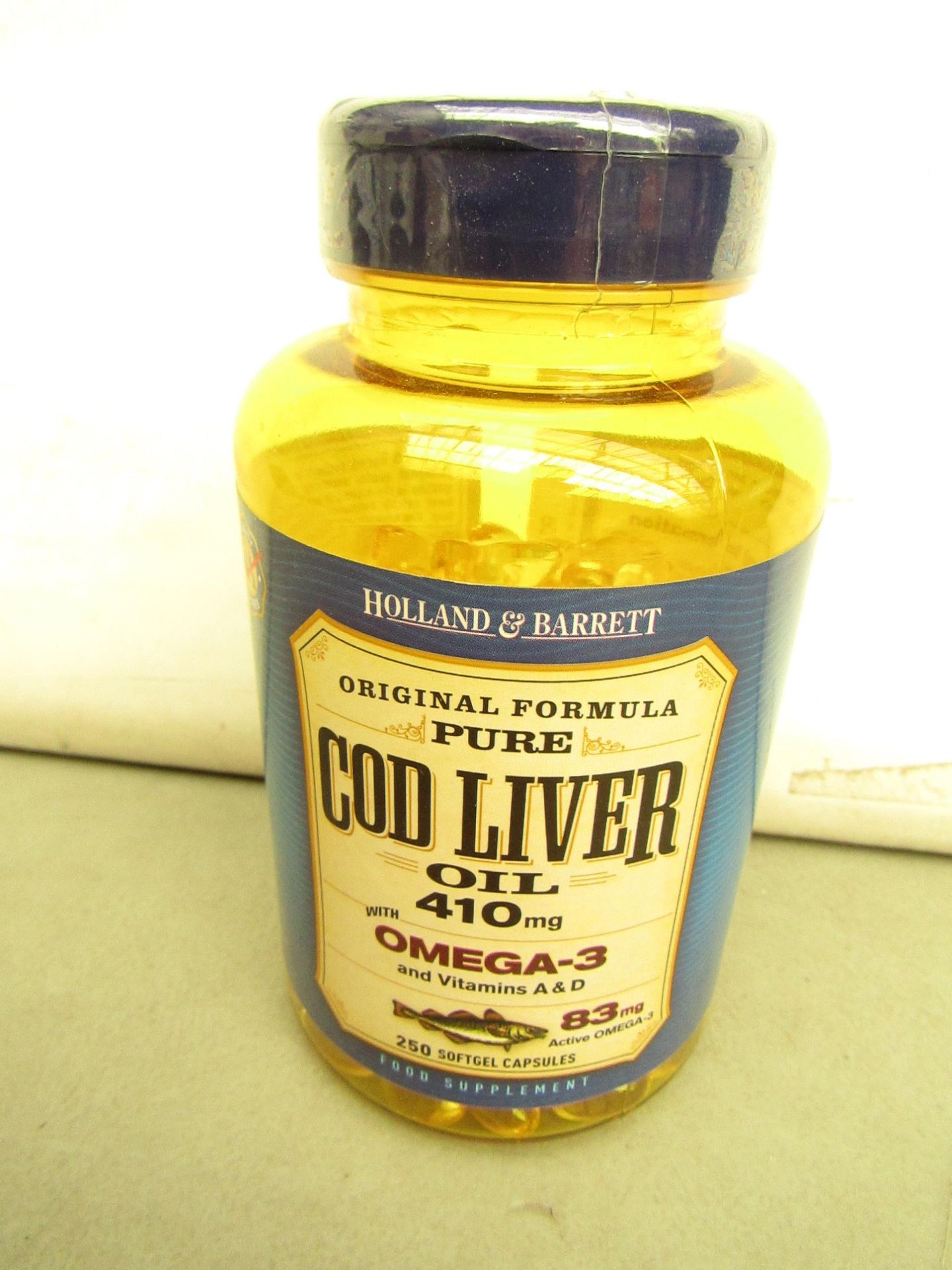 250 Soft Gel Capsules of Holland & Barrett Cod liver Oil 410mg with Omega 3 & Vitamins A & D. new In