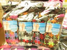 4x Packs of 3 Design Socks, size 6-11, new and packaged.