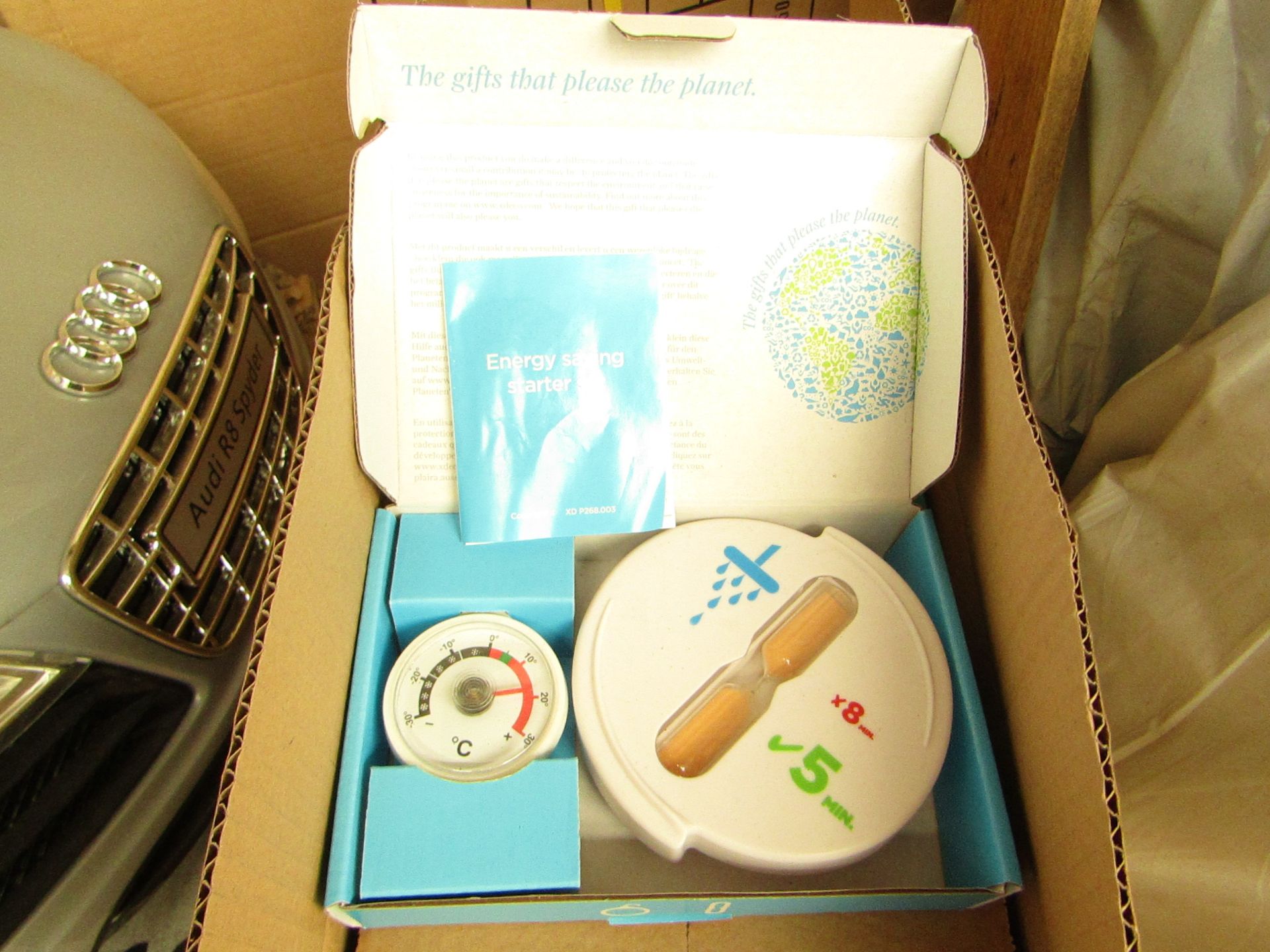 5x Energy saving starter set, new and boxed.