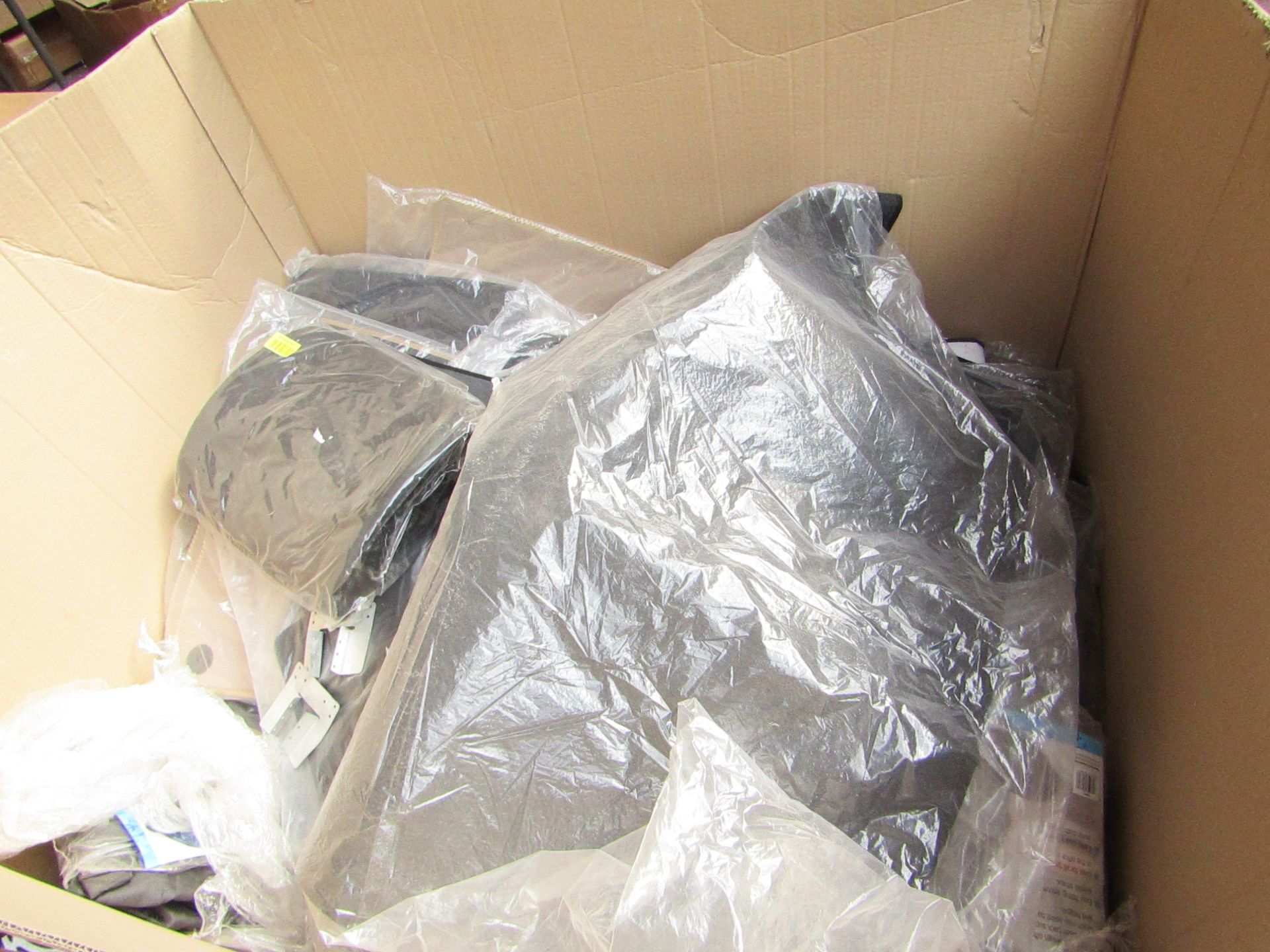 Pallet of approx 20 Various Pre cut car mat and boot mat sets, all unmarked as to which vehicle they