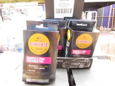 Box of 6x Simoniz Bumprer and trim restorer pads, new
