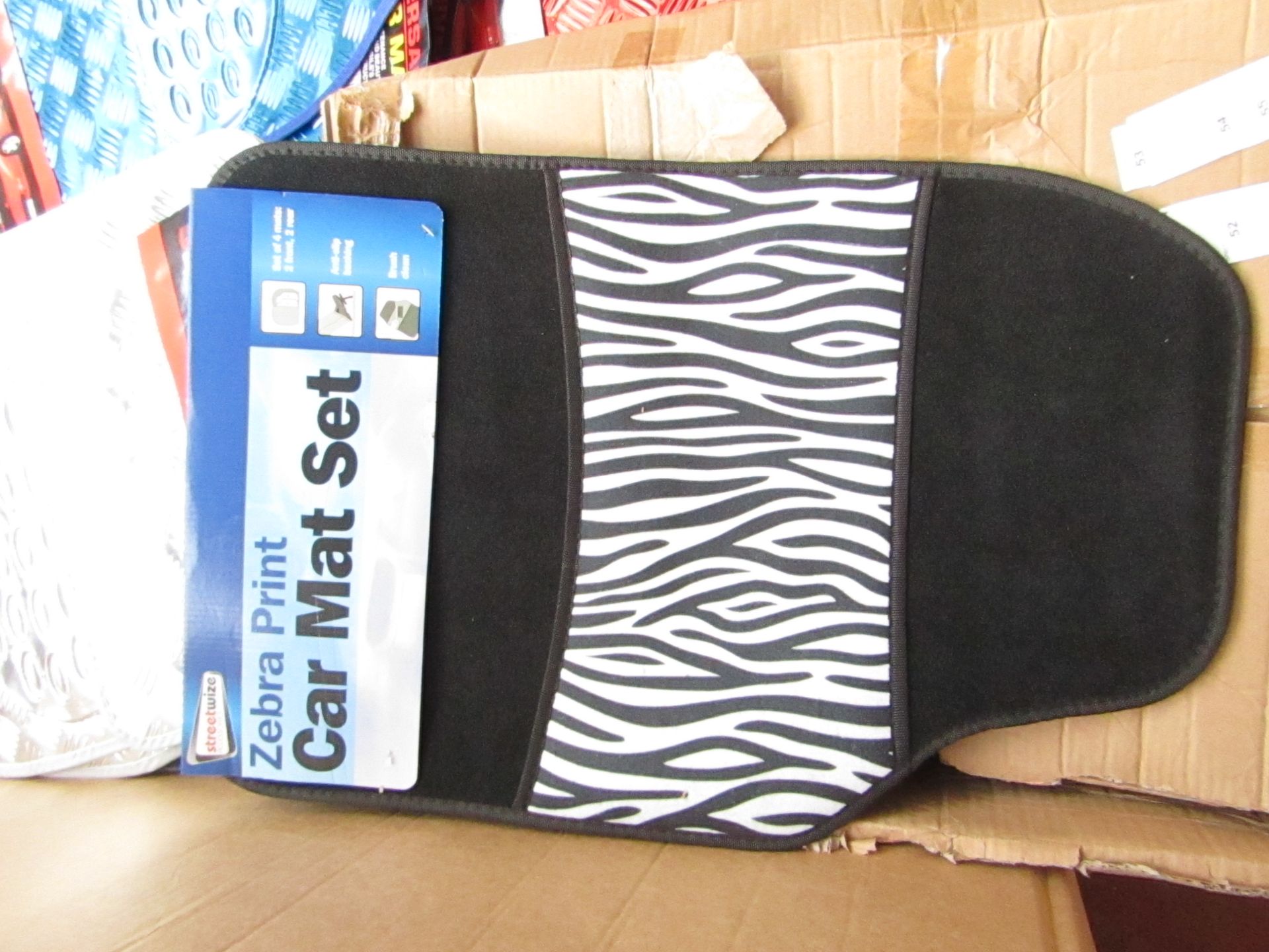 Set of 4 Zebra print effect universal car mats, new