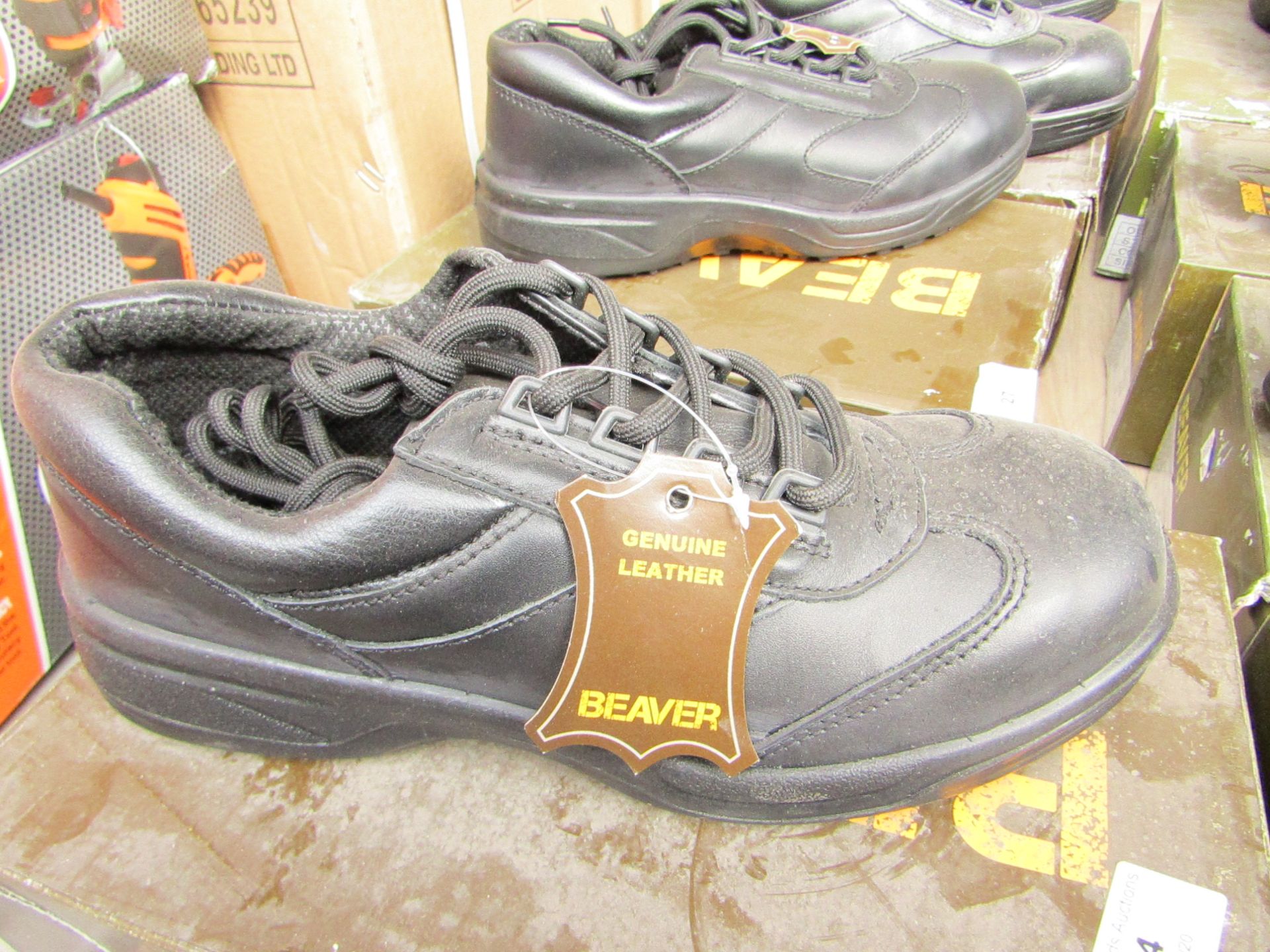 Beaver Genuine Leather safety shoes, unused, size 7, boxed