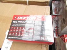 Dektopn 100 piece Bit set, new in carry case