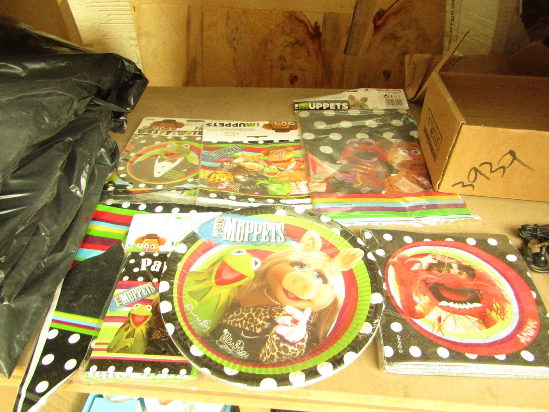 Muppets Party Pack. Incl Banners, Plates, Cups,Table Cloth Etc. new & packaged