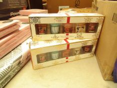 3 Packs of 5 Festive Candles. Incl Cinnamon, Gingerbread & Vanilla. New & Packaged