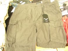 Brave Soul Mens Charcoal Cargo Shorts size L new with tag see image