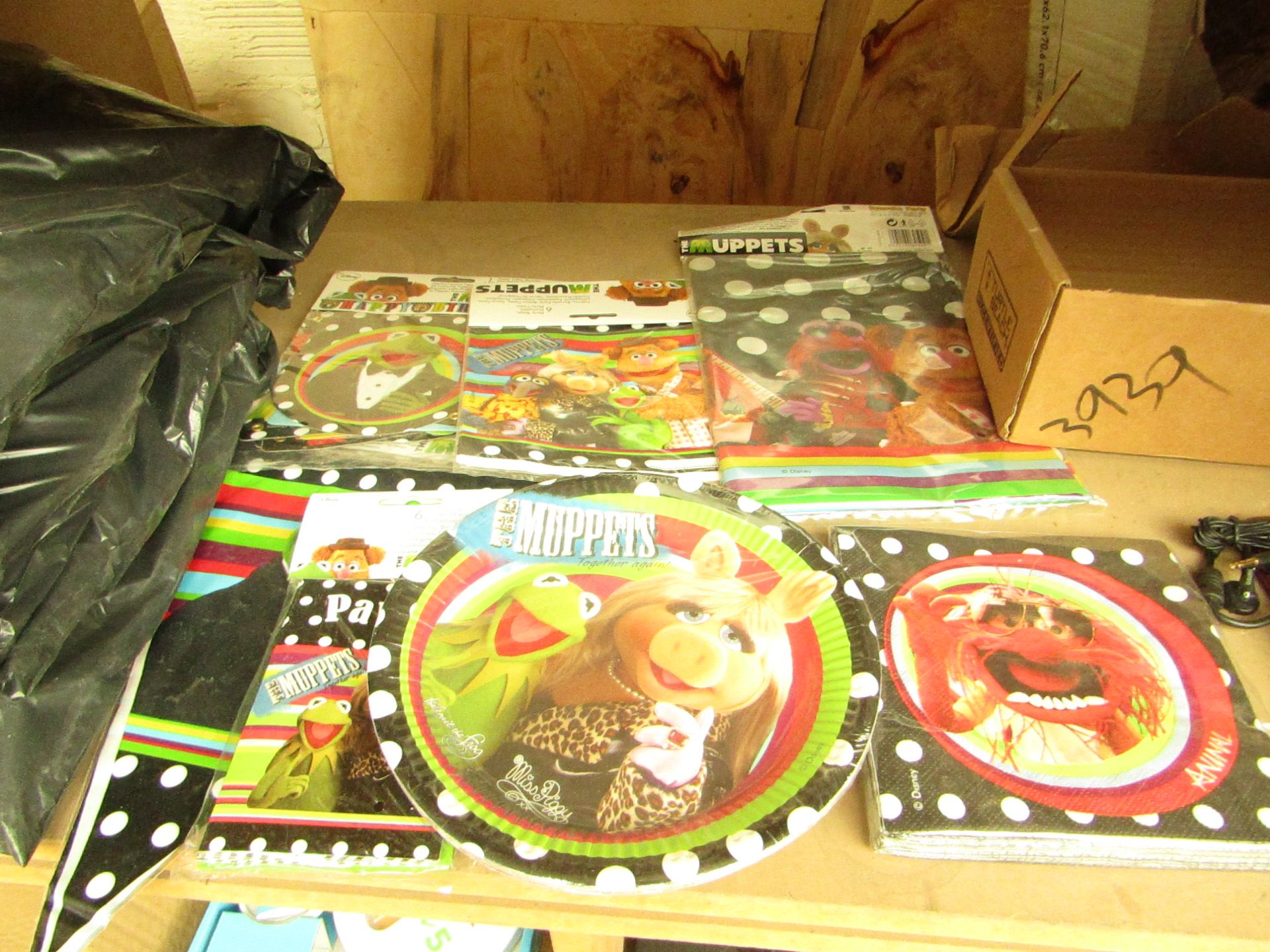 Muppets Party Pack. Incl Banners, Plates, Cups,Table Cloth Etc. new & packaged