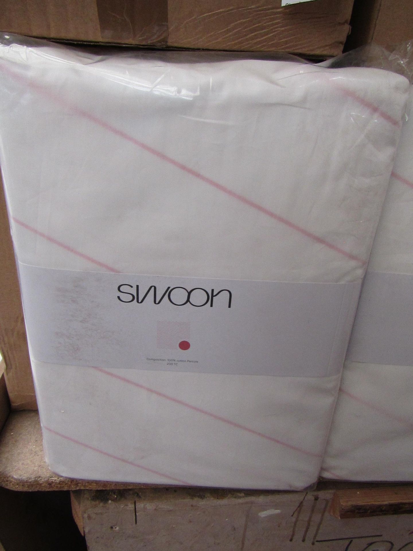 |1x SWOON WILES PINK KING SIZE DUVET SET THAT INCLUDE DUVET COVER AND 2 MATCHING PILLOW CASES | - Image 2 of 2