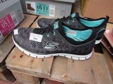 Skechers Air Cooled Memory Foam ladies Size 5 Trainers. These Have Been Pre Worn & are not Boxed