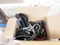Approx 10x various earphones and headphones, condition ranges from faulty and loose and untested,