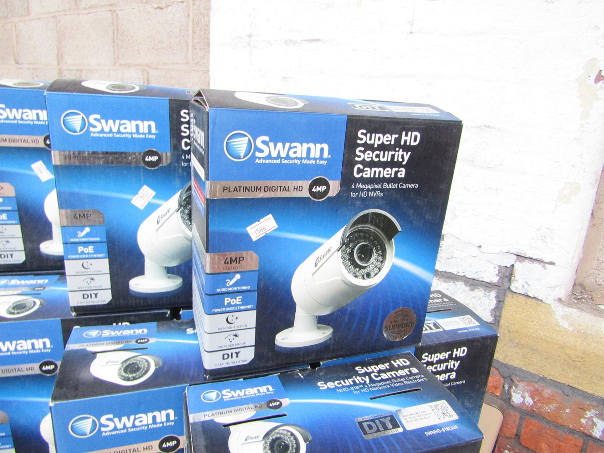 Swann Super HD security camera 4MP bullet camera for HD NVR's, untested, unchecked and boxed.