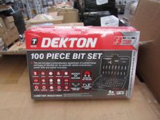 Dektopn 100 piece Bit set, new in carry case