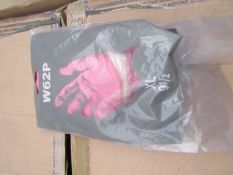 Pack of 12x W62P professional Pink rubber gloves, new