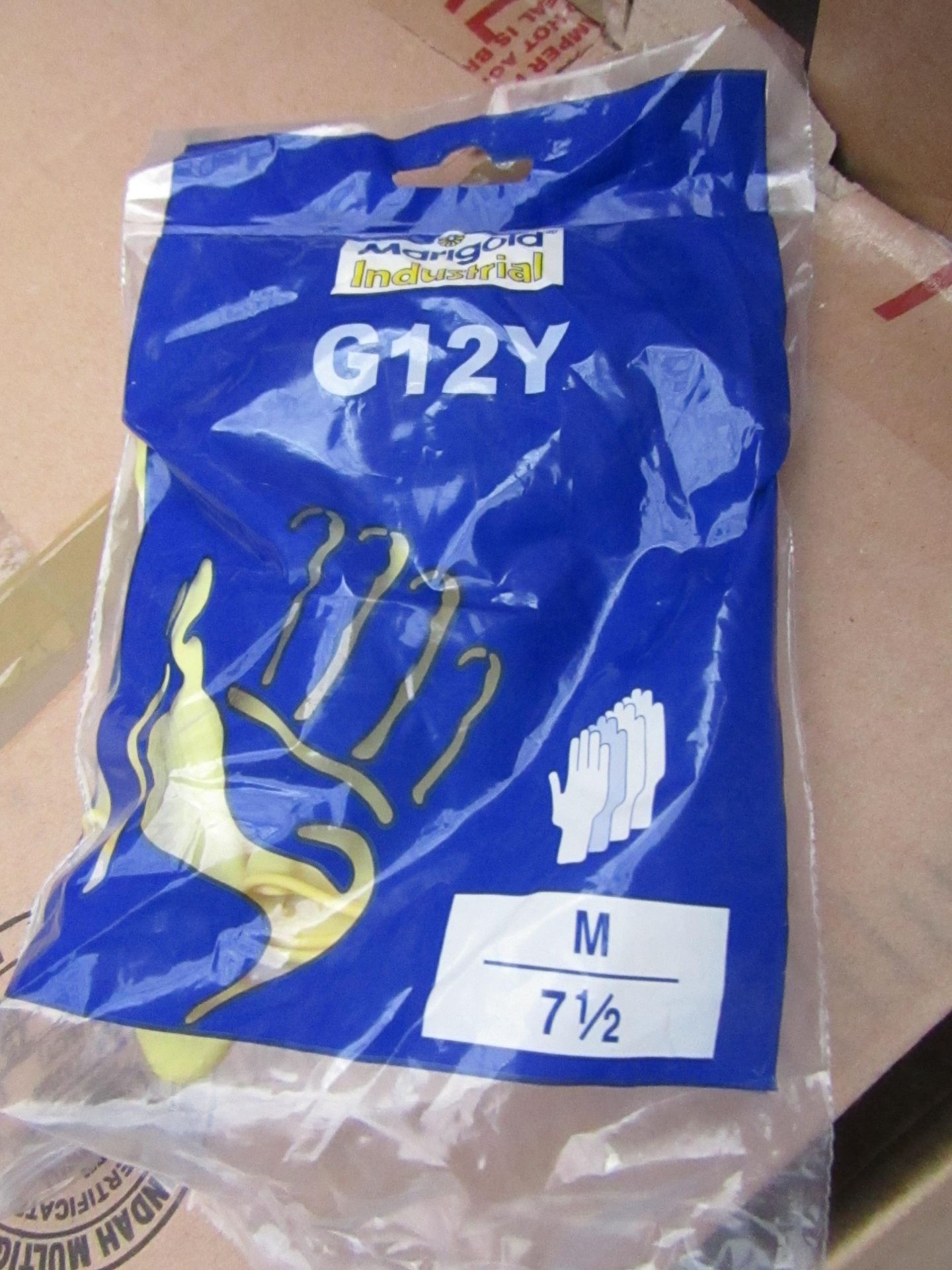 12x Pairs of Marigold industrial rubber gloves, new size Medium