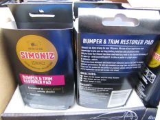 Box of 8x Simoniz Bumprer and trim restorer pads, new