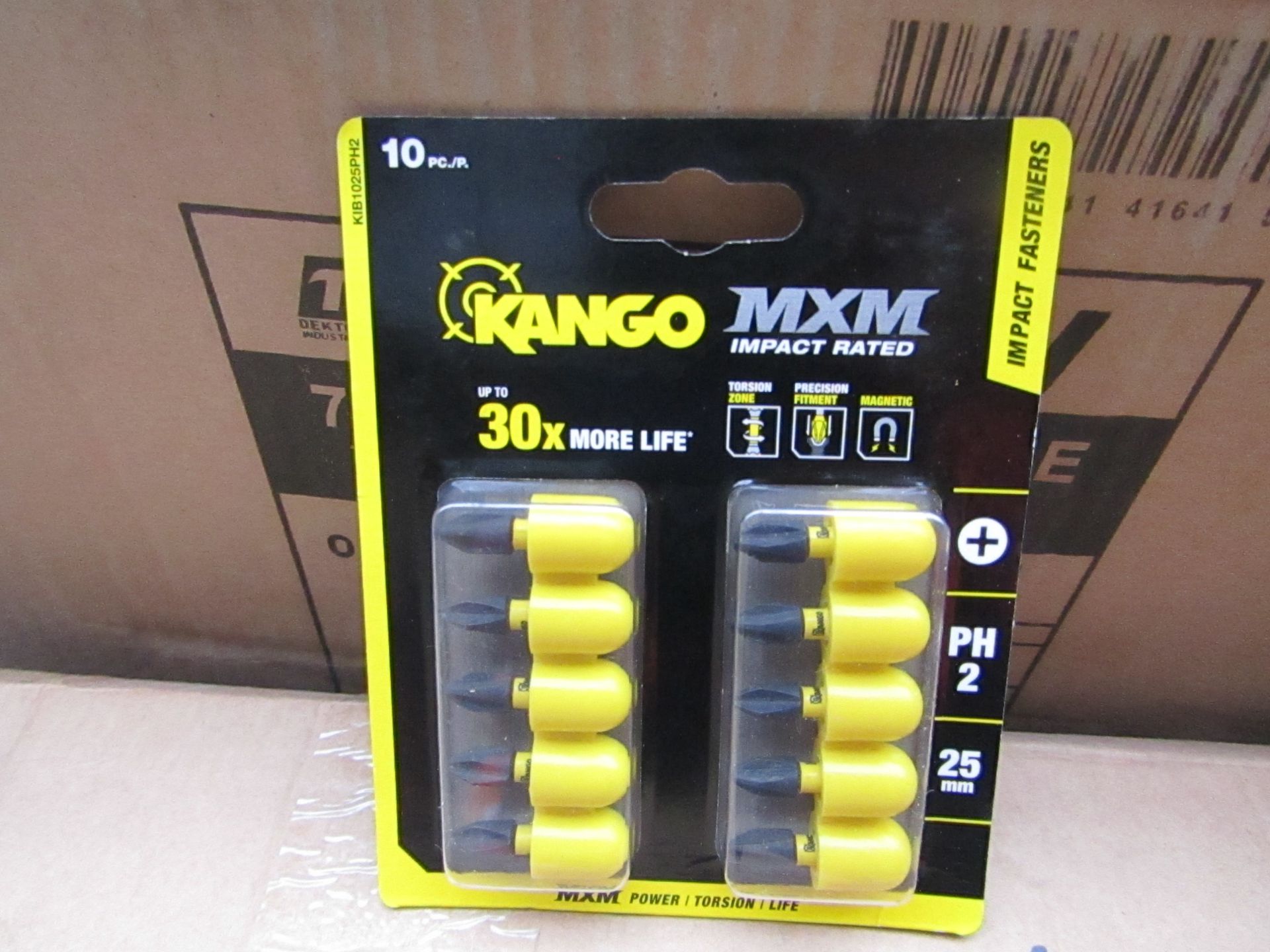 A Pack of 10 Kango MXM Impact rated PH2 driver bits, new in rubber holder.