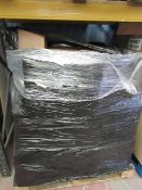 | 1X | UNMANIFESTED PALLET OF MIXED BOXED, LOOSE AND NON ORIGNAL BOX AIR FRYERS, COULD CONTAIN A MIX