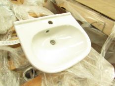 Villeroy and Boch 490mm 1 tap hole sink, new