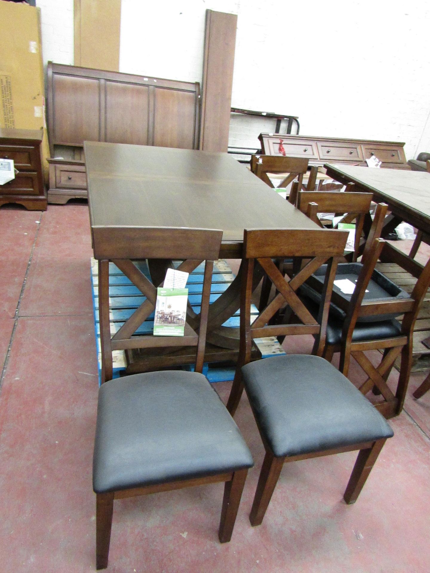 Bayside 7 piece extending dining set, complete but extremely minor scuffs and scrapes on the table