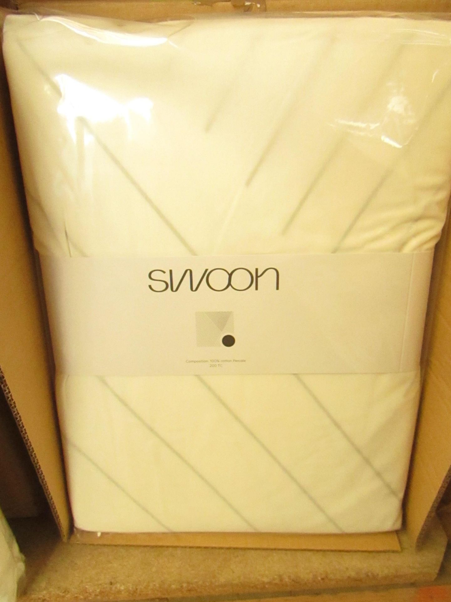 |1x SWOON BOOLE GREY KING SIZE DUVET SET THAT INCLUDE DUVET COVER AND 2 MATCHING PILLOW CASES |