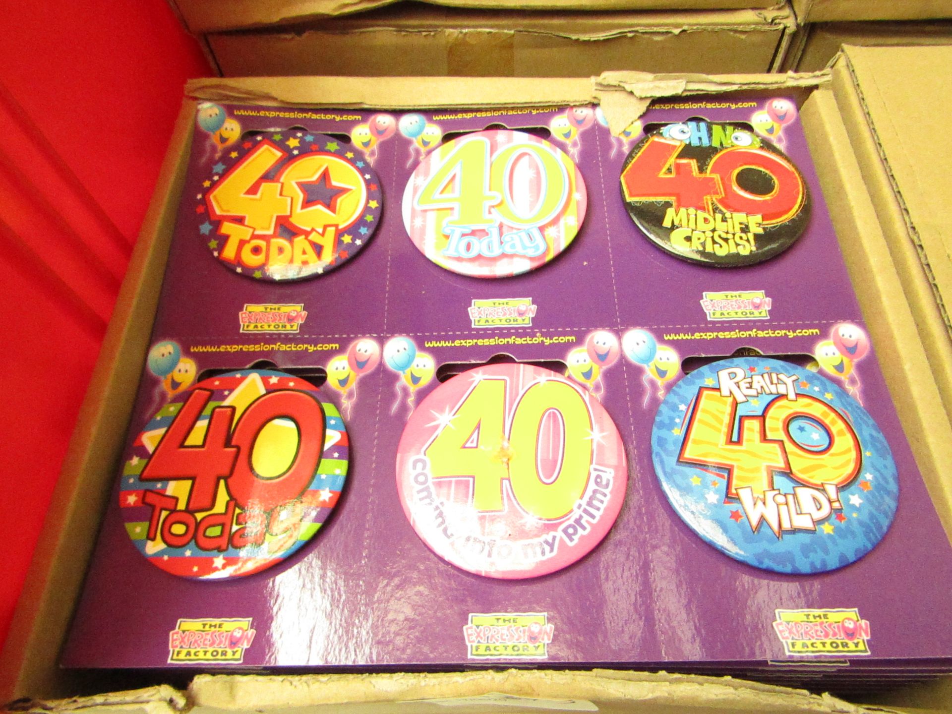 4 Boxes of 70 40th Birthday badges. New & Boxed