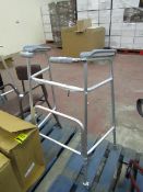 Zimmer frame with wheels and arm rests. Looks unused