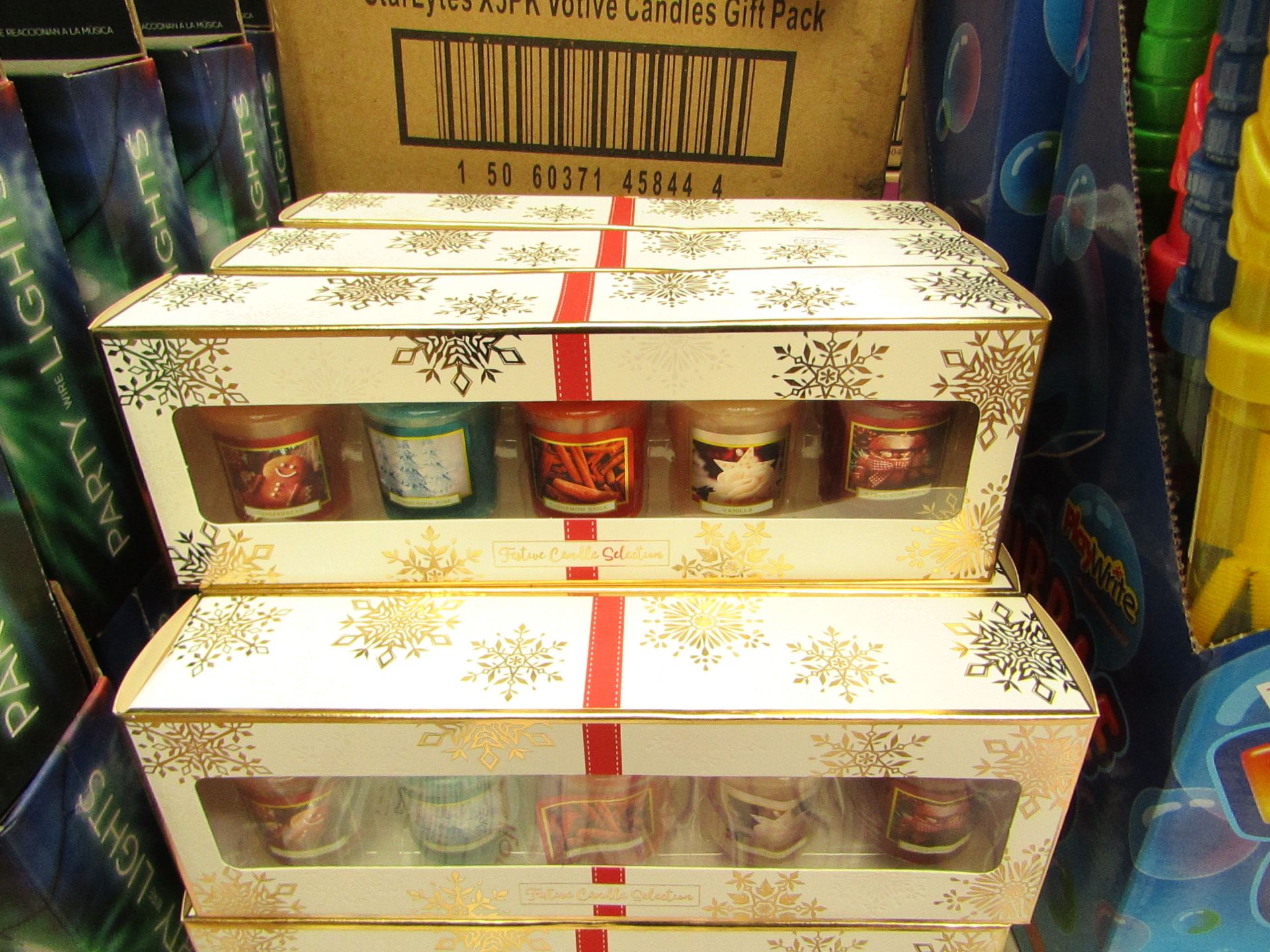 3 Packs of 5 Festive Candles. Incl Apple Cinnamon, Gingerbread, Vanilla Etc. New & Packaged