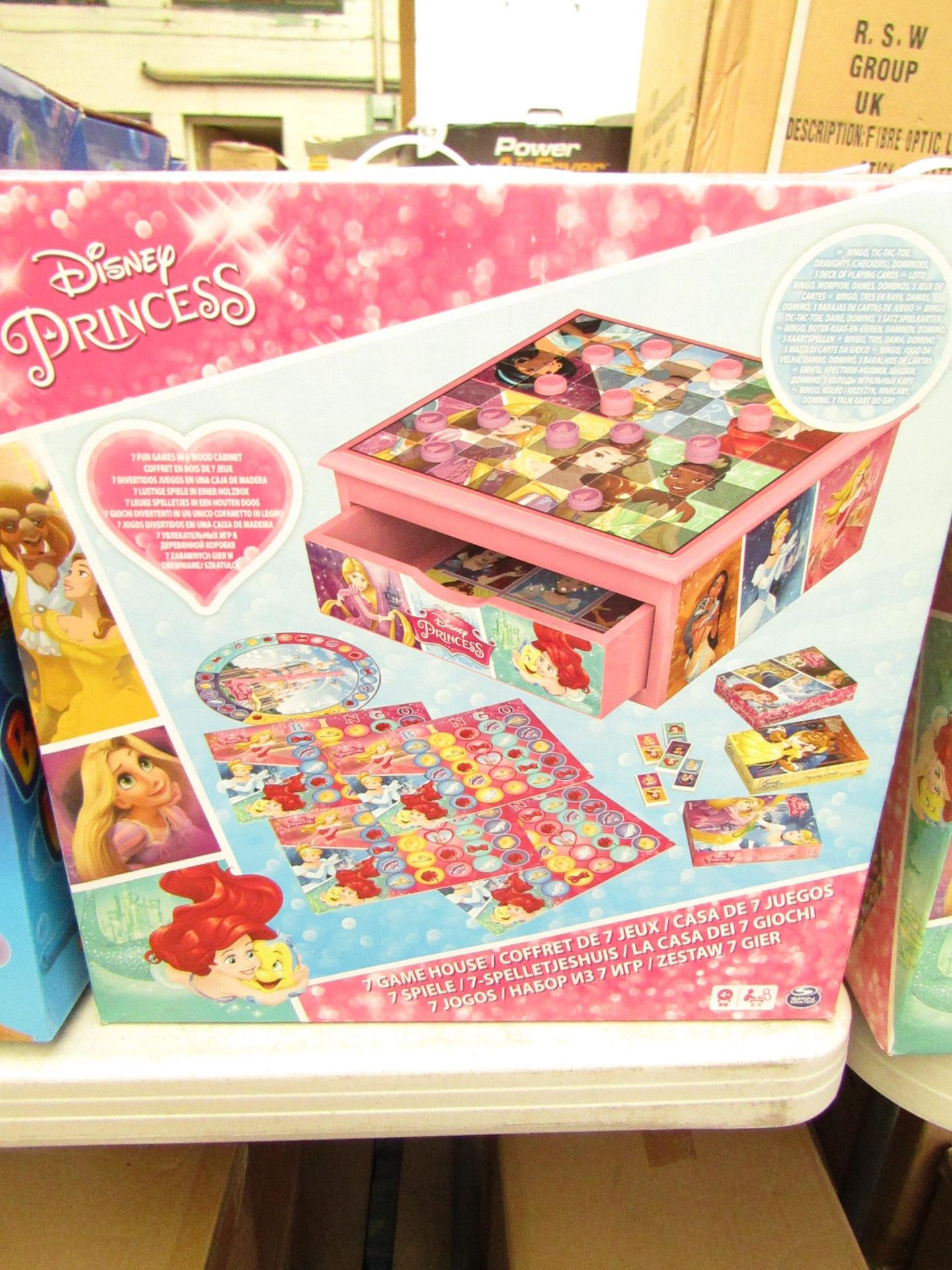 Disney Princess 7 Game House. 7 Fun Games in a Wooden Cabinet. New & Boxed