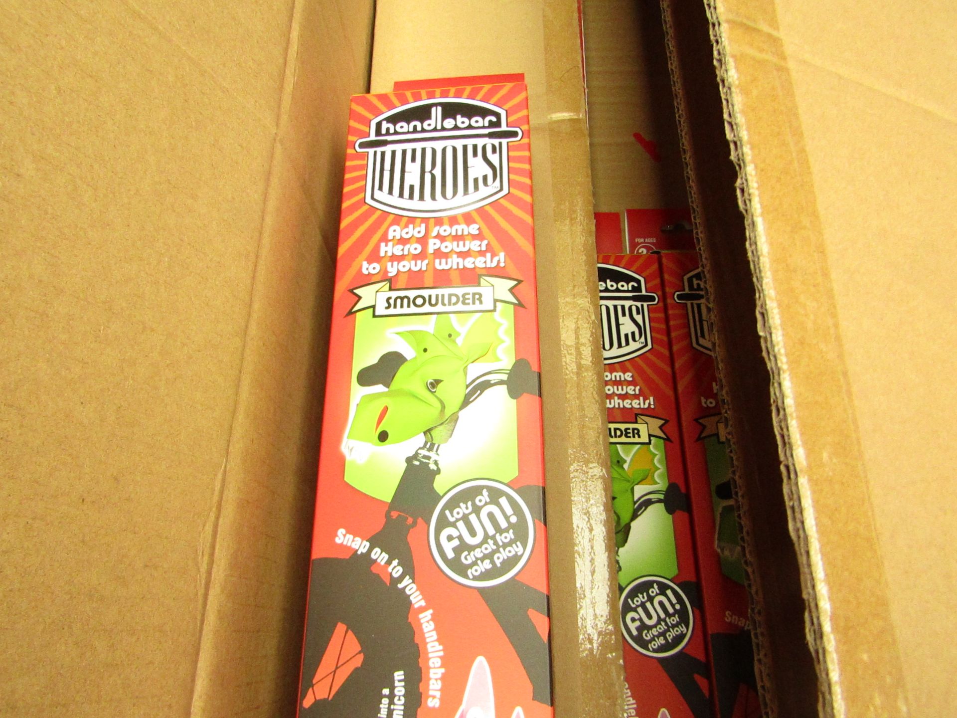 1x Handle bar heroes Green dragonasaur bike accessory, new and boxed