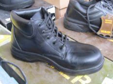 Beaver Genuine Leather safety boots, unused, size 3, boxed