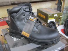 regatta steel toe cap boot size 8, new and boxed