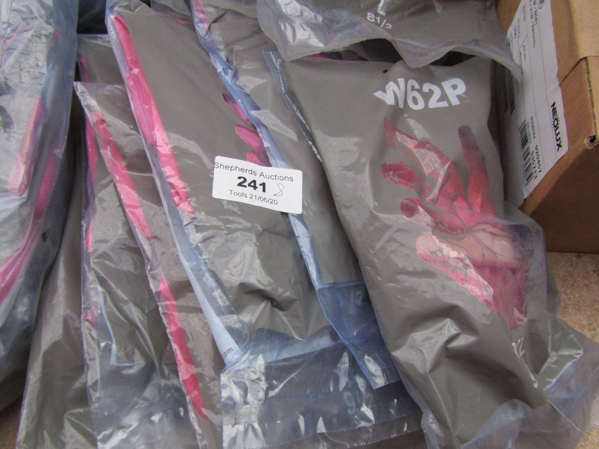 8x W62P viynl gloves, new and packaged.